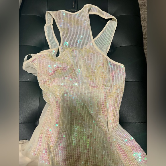 BCBG sparkly pink/white top medium - Picture 4 of 4